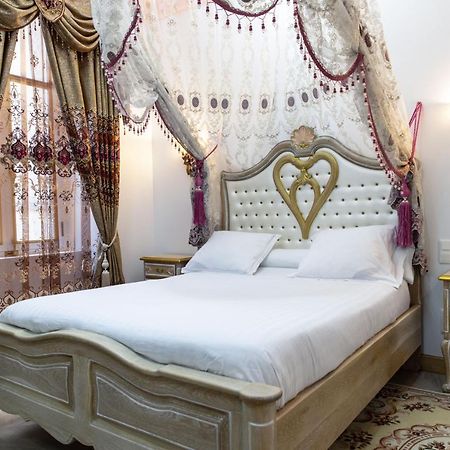 Studio Romantique Maison De L'Eglise Du Couvent Нарбонна Экстерьер фото